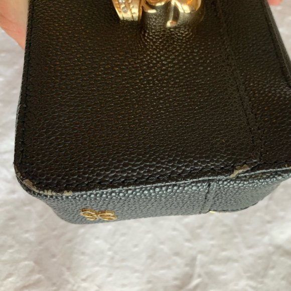 Black Skull Crossbody - Picture 3 of 6